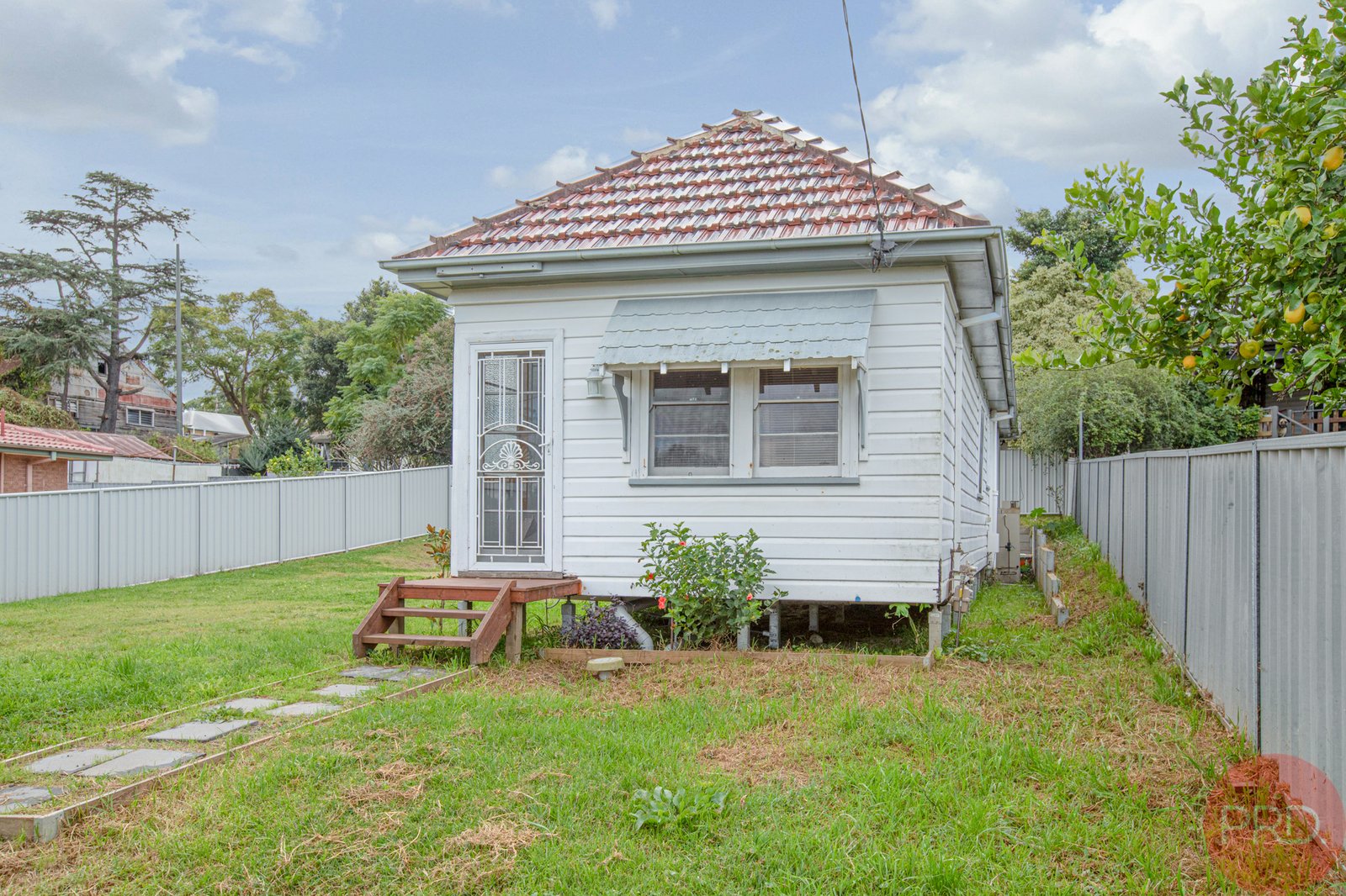 1 Dee Street RUTHERFORD 19