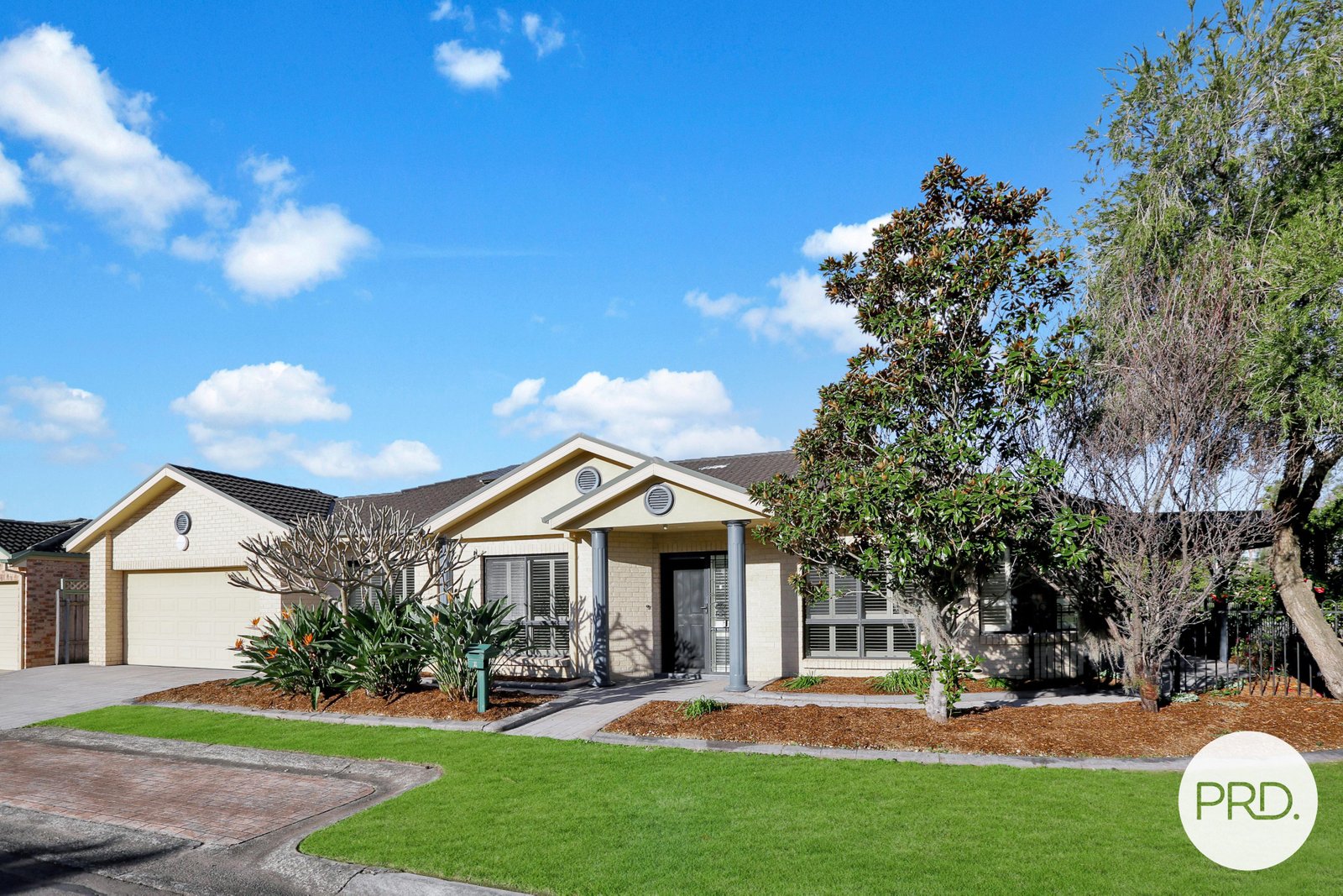 1 Delmont Place KANAHOOKA 11
