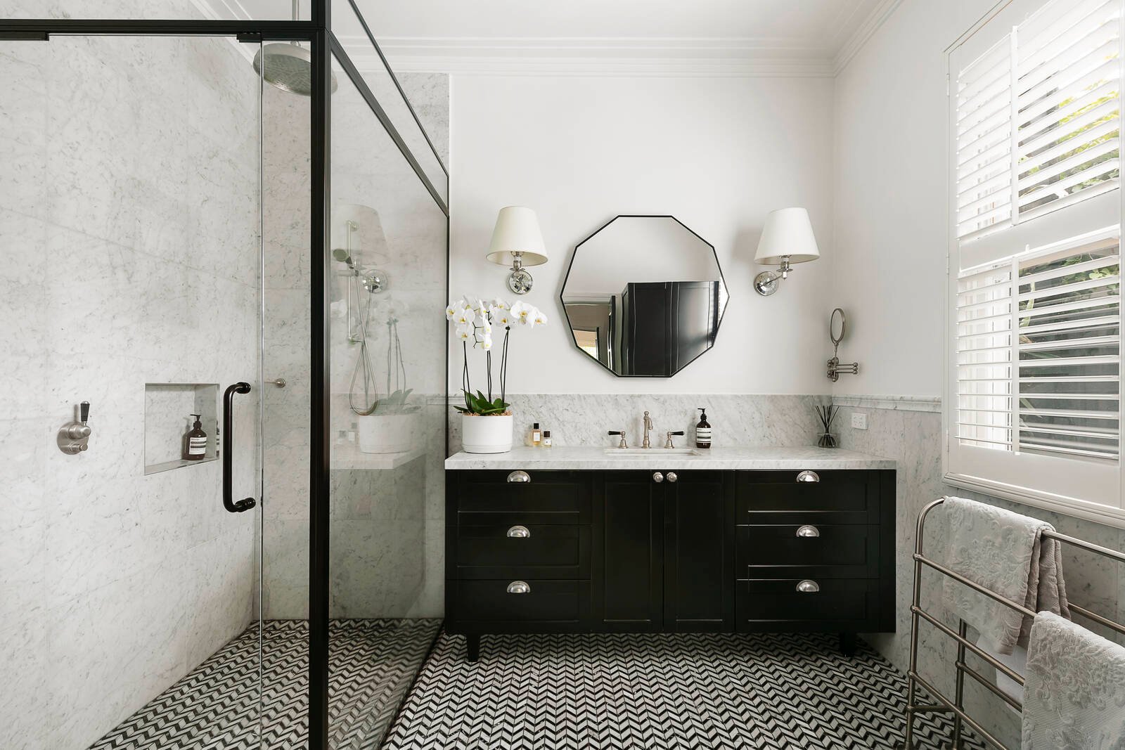 Real Estate and Property in 1 Denman Avenue, Glen Iris, VIC