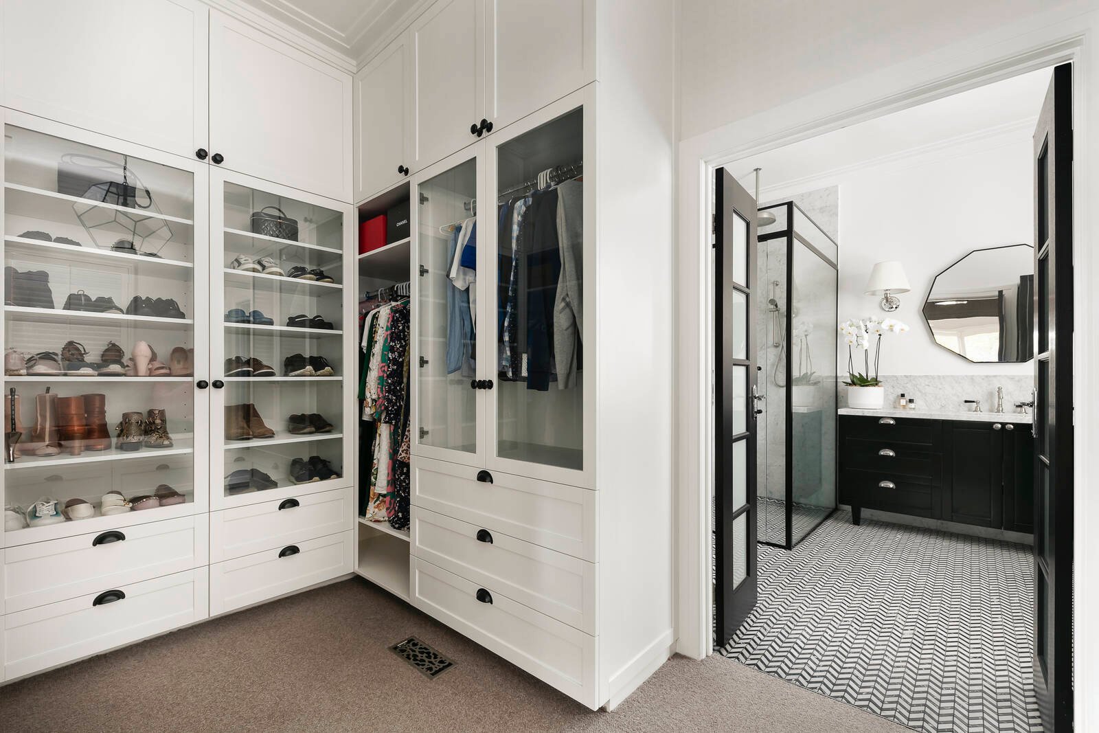 Real Estate and Property in 1 Denman Avenue, Glen Iris, VIC