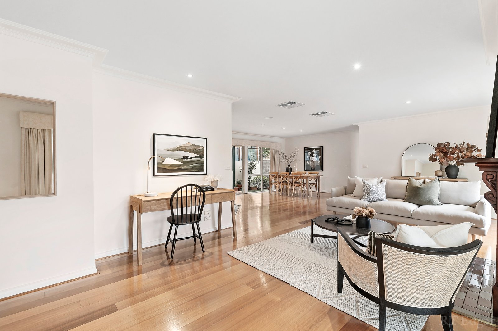 Real Estate and Property in 1 Devere Gardens, Vermont South, VIC