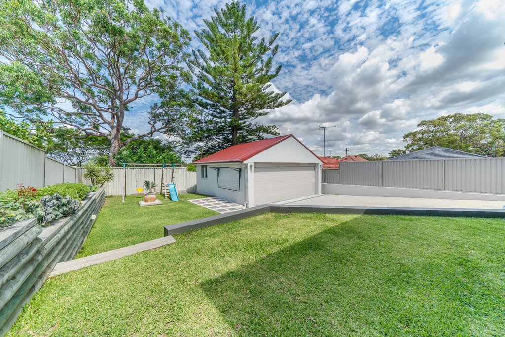 1 Dewrang Street CARSS PARK 9