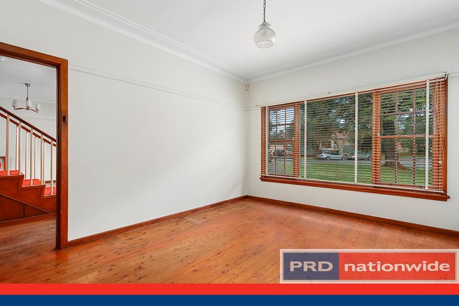 1 Diana Avenue ROSELANDS 4