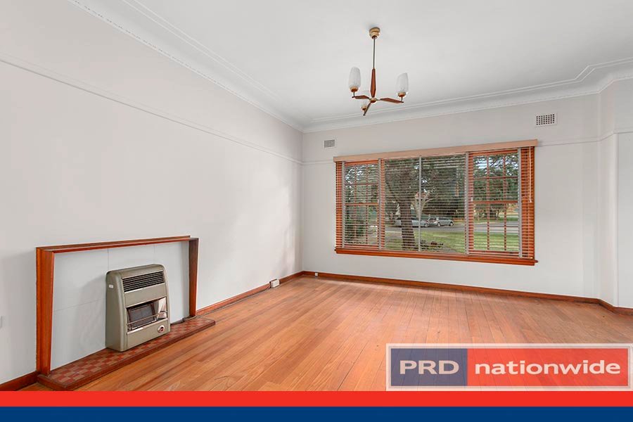 1 Diana Avenue ROSELANDS 6