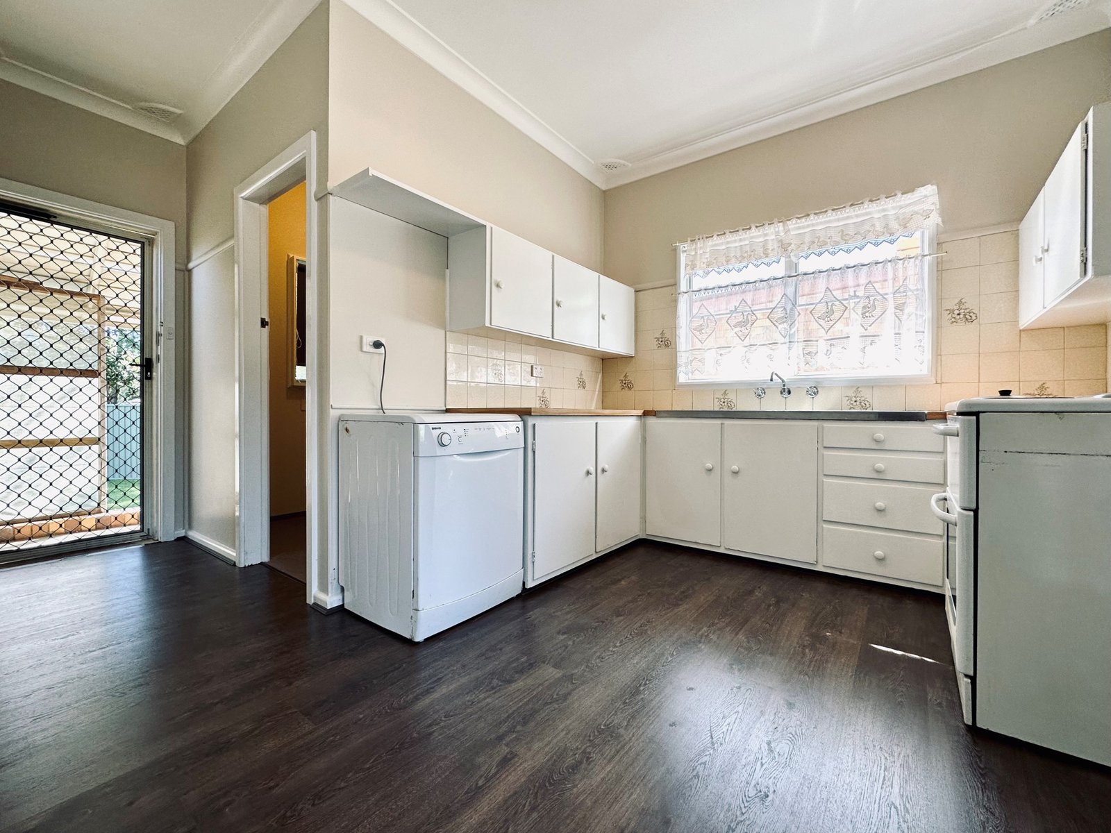 1 Diane Street TAMWORTH 6