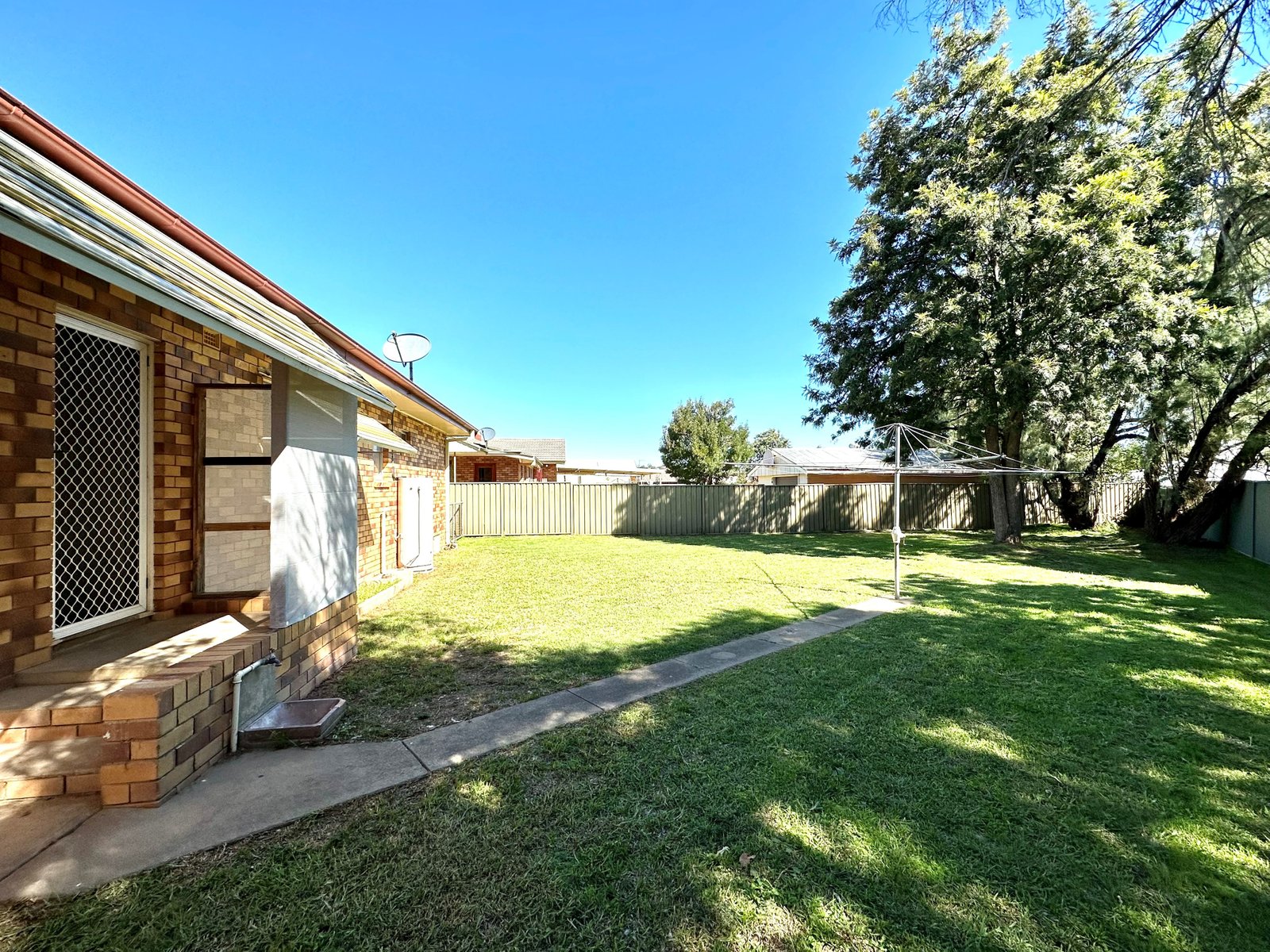 1 Diane Street TAMWORTH 14