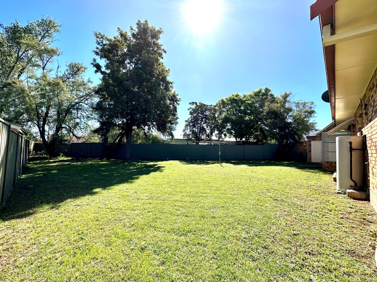 1 Diane Street TAMWORTH 15