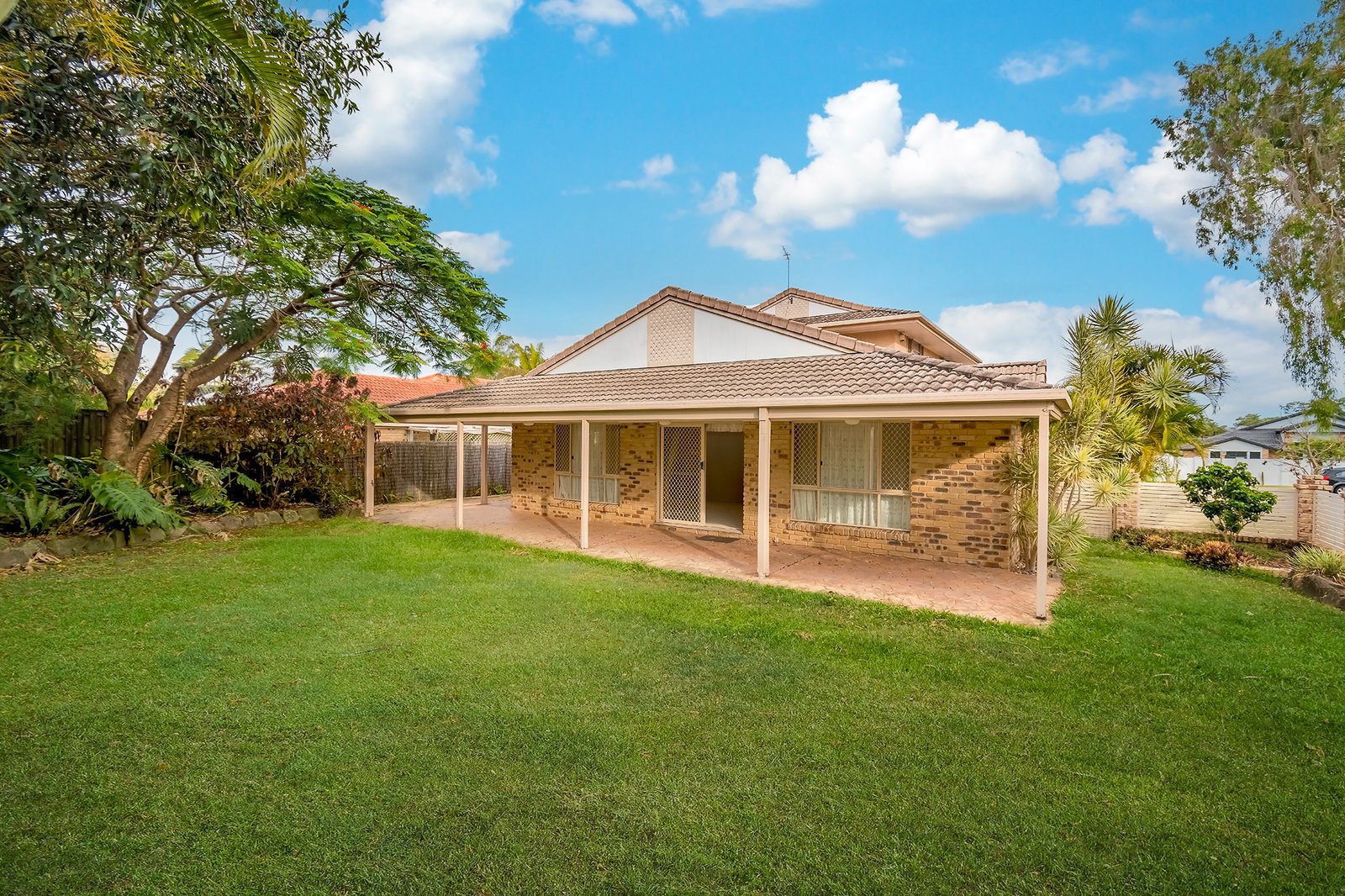 1 Doncaster Court ROBINA 15