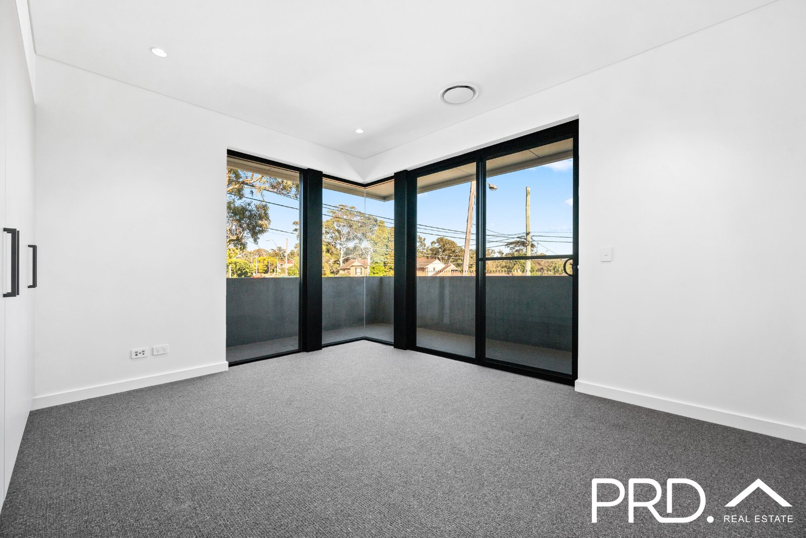 1 Doris Street PICNIC POINT 4