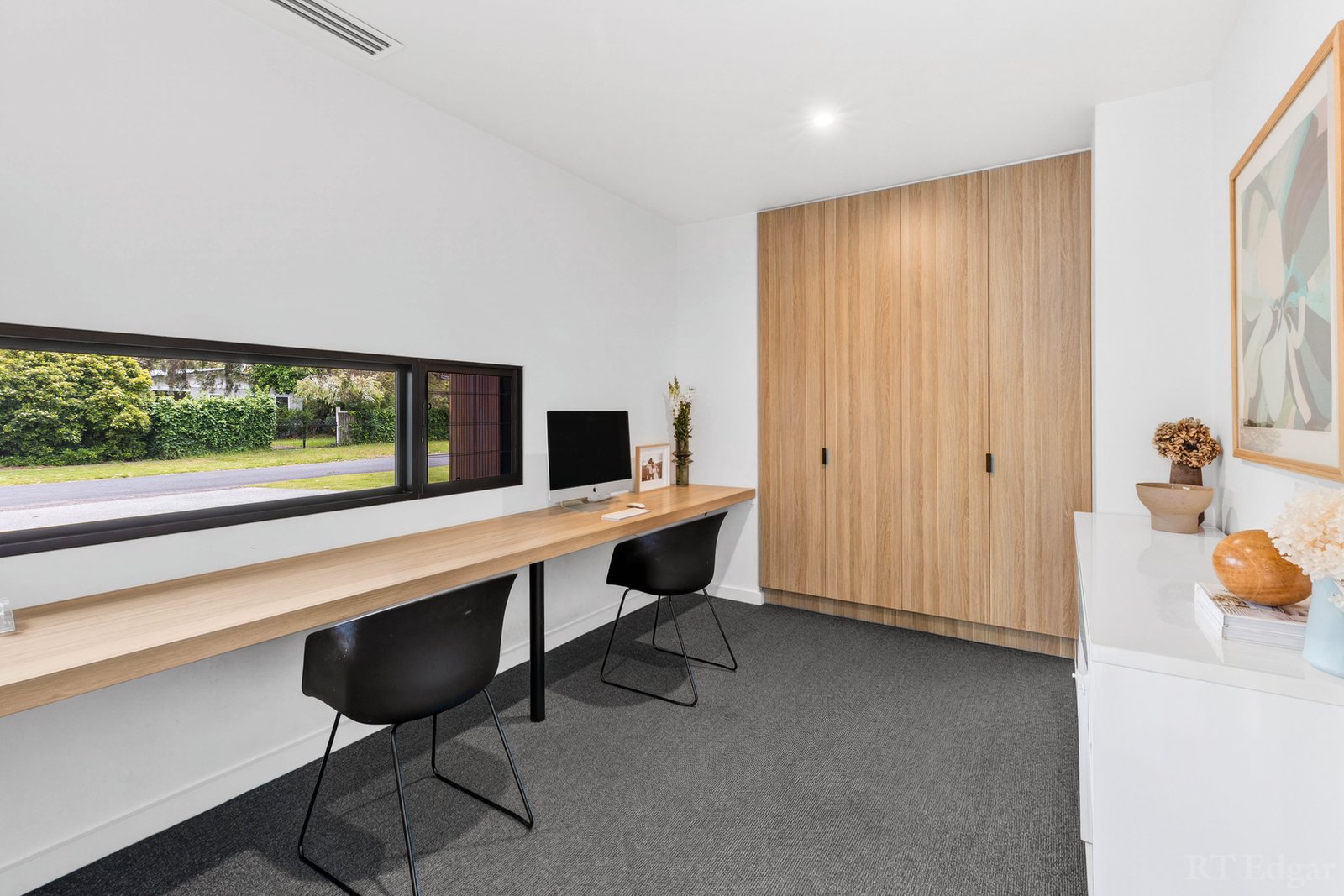 Real Estate and Property in 1 Douglas Court, Point Lonsdale, VIC