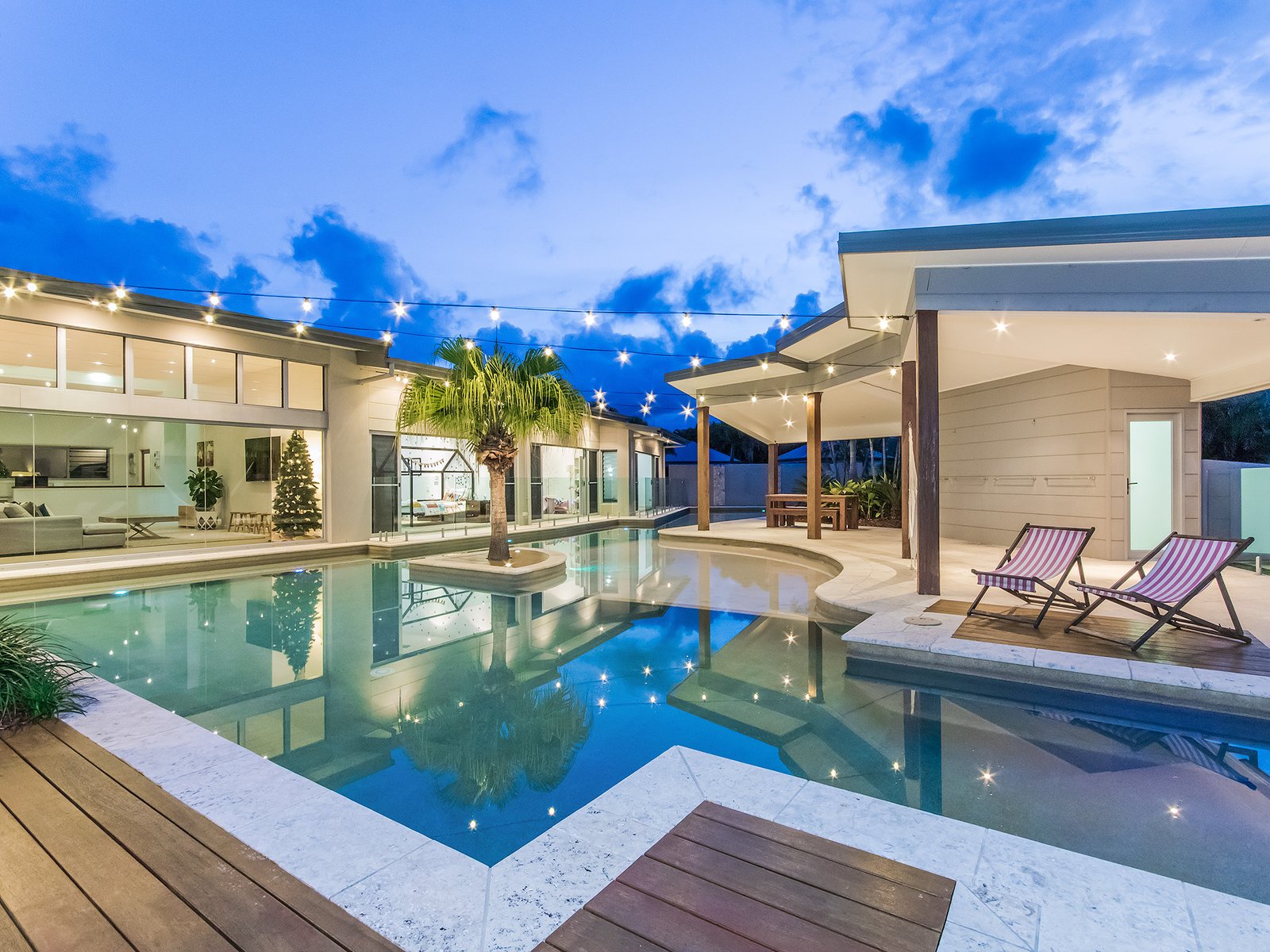 1 Dungogie Drive TALLEBUDGERA 13