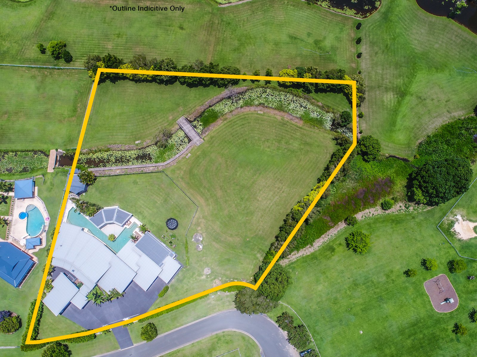 1 Dungogie Drive TALLEBUDGERA 16