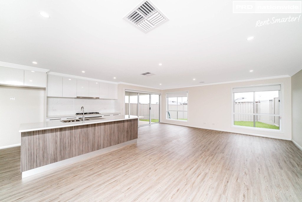 1 Dupree Boulevard LLOYD 6