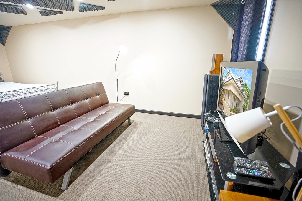 1 Edward Street KINGSWOOD 11