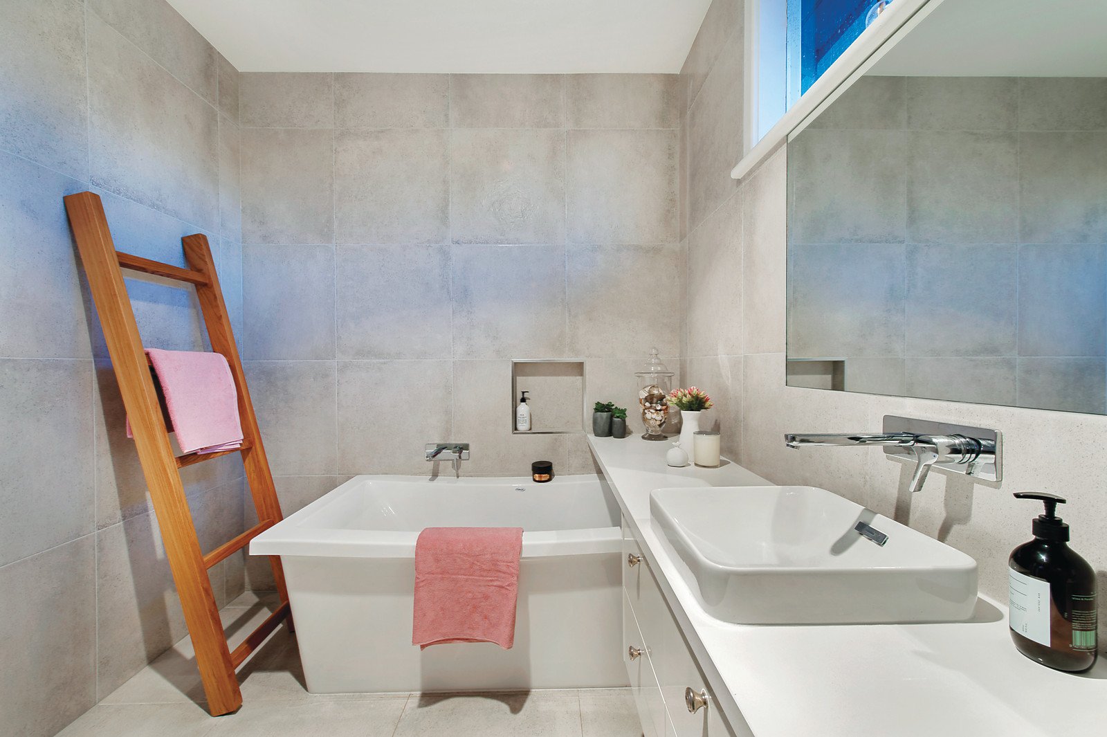 1 Elaroo Avenue, Camberwell, VIC