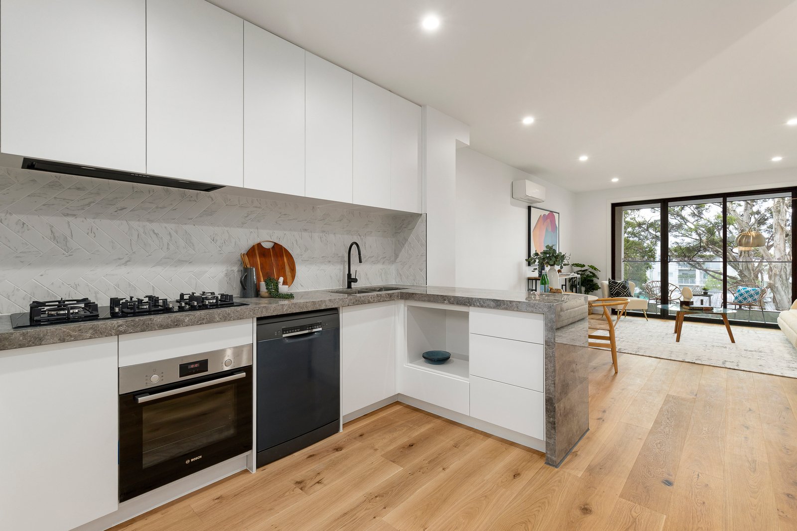 1 Elizabeth Street, Doncaster East, 3109