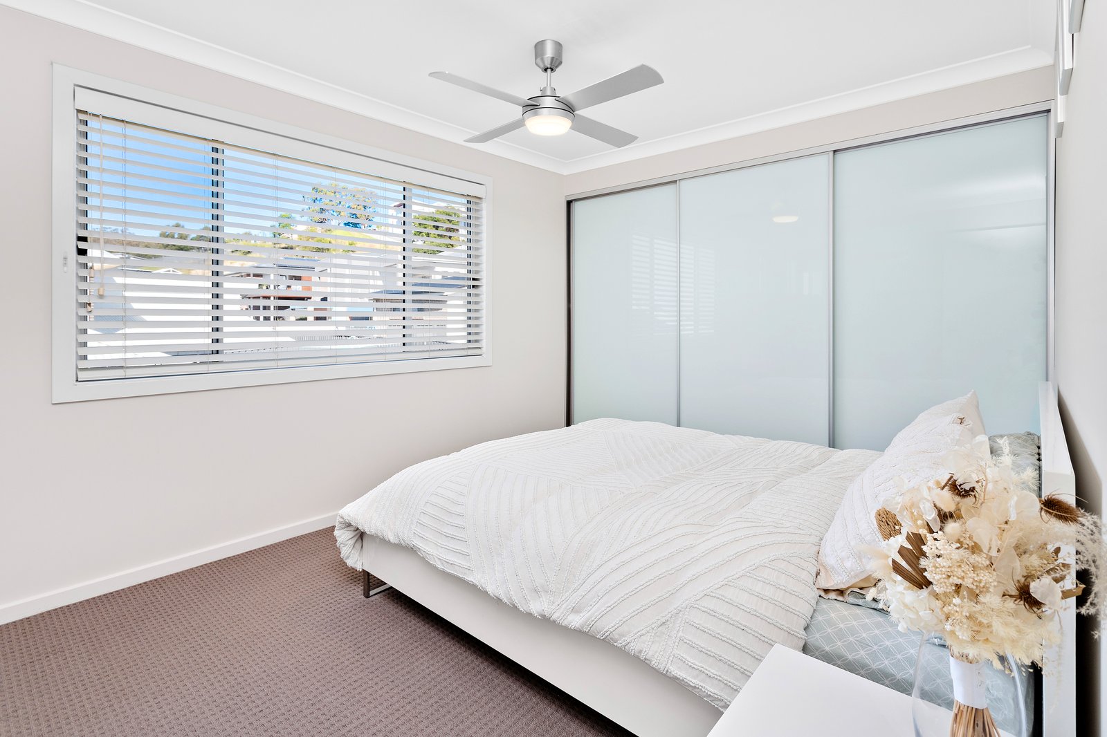 1 Emerson Road DAPTO 6