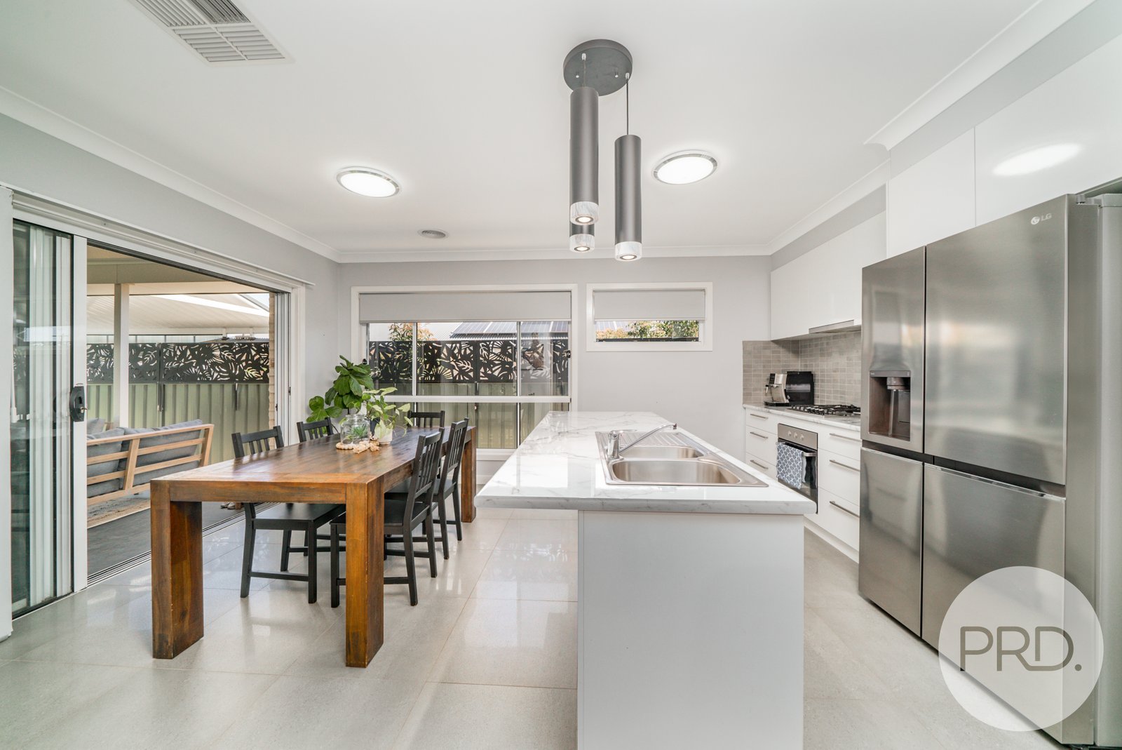 1 Eucalypt Street FOREST HILL 4