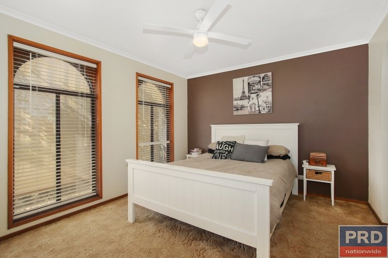 1 Fahey Crescent CULCAIRN 11