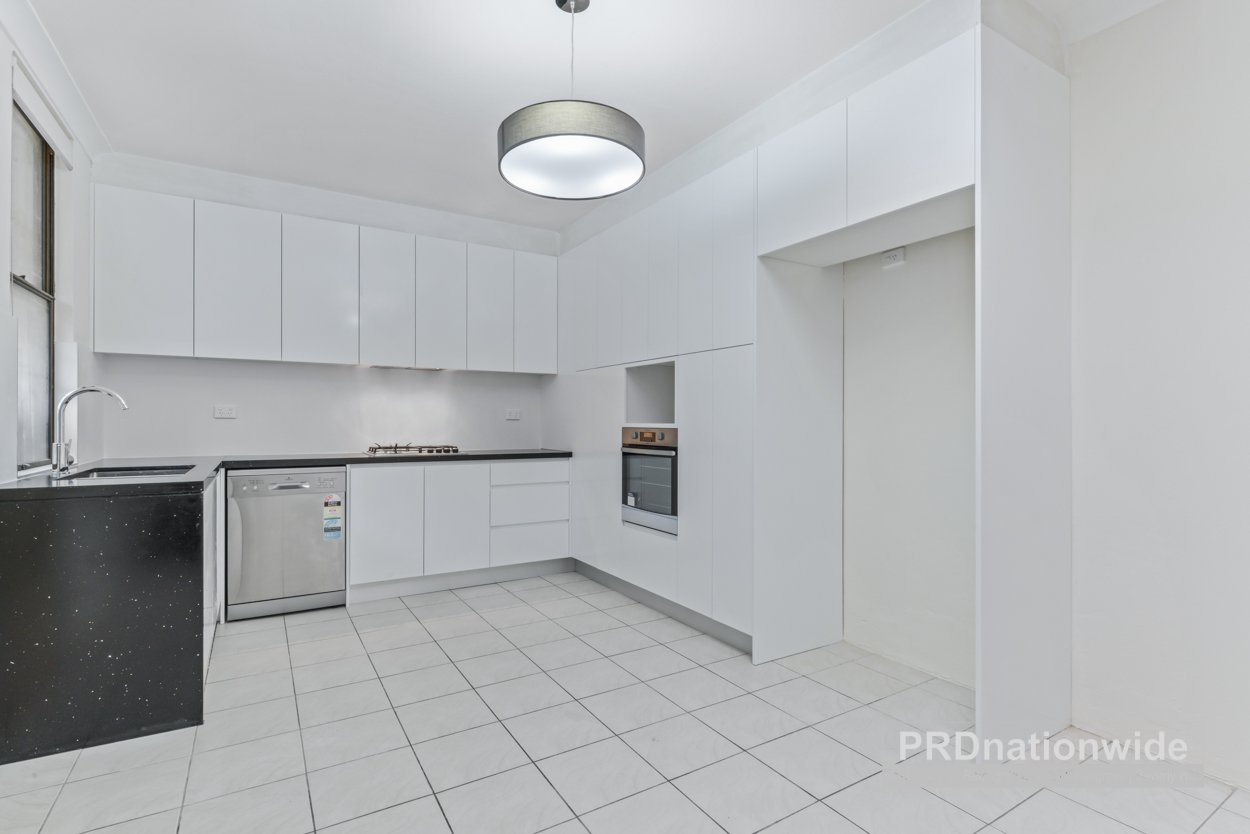 1 Fernbank Street MARRICKVILLE 3