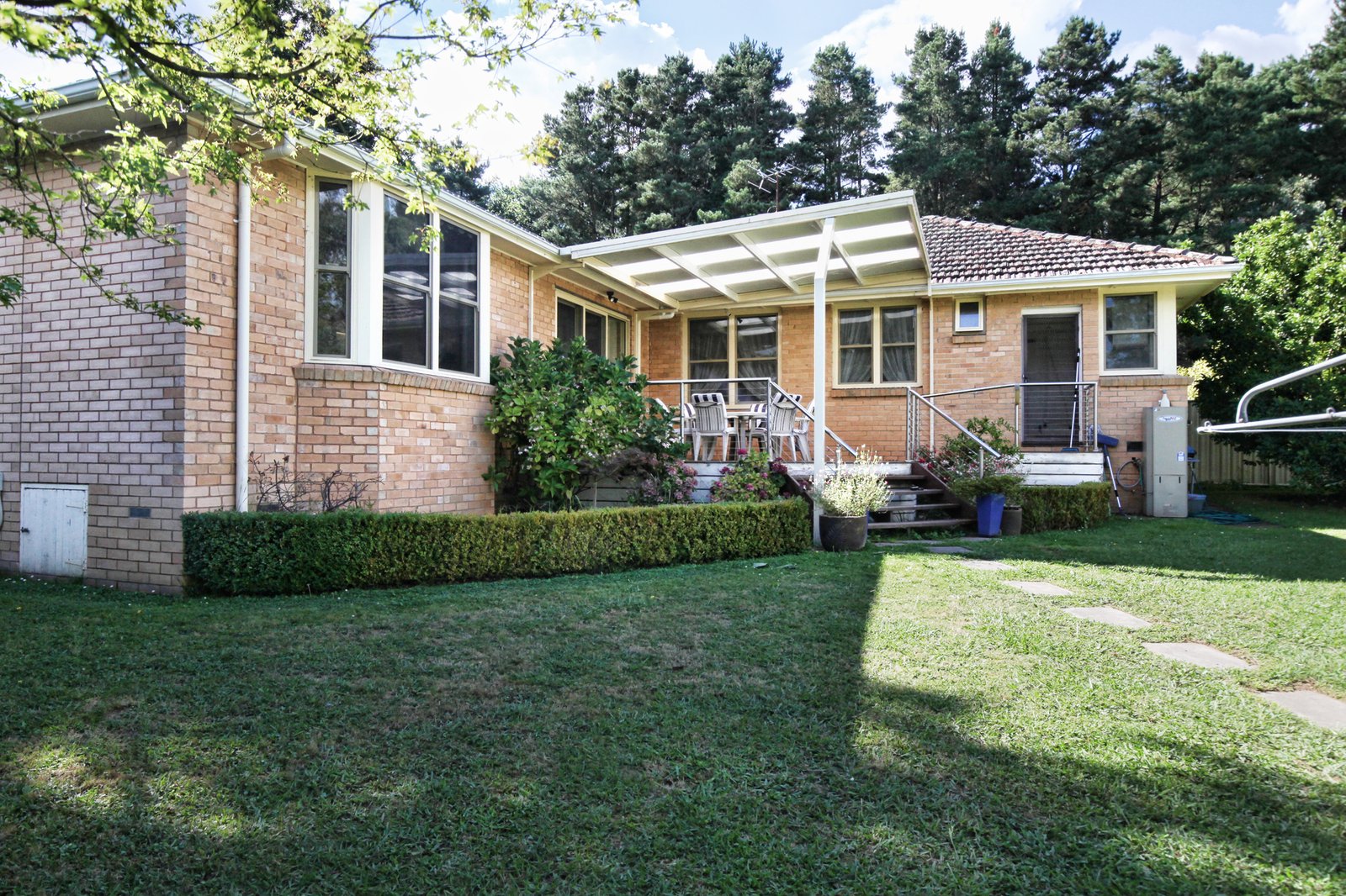 Real Estate and Property in 1 Ferrier Street, Mount Macedon, VIC