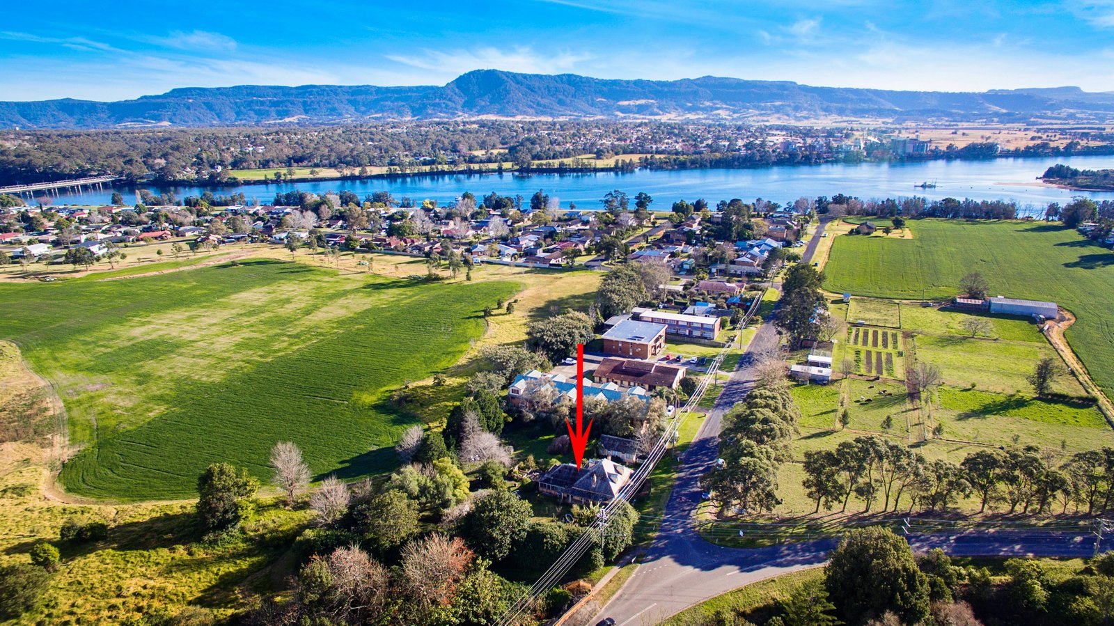 1 Ferry Lane, Nowra NSW 2541