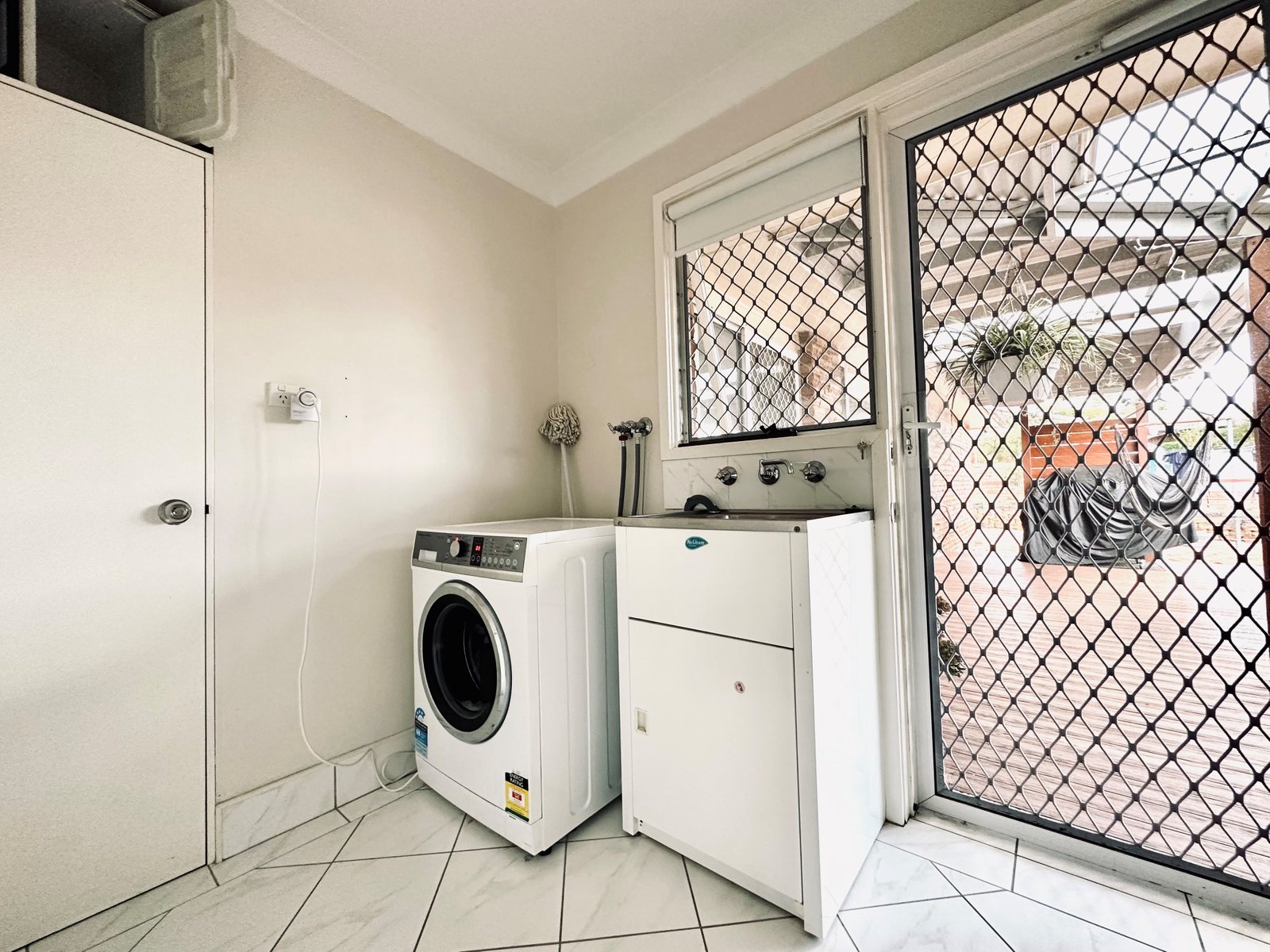 1 Fiona Street TAMWORTH 17