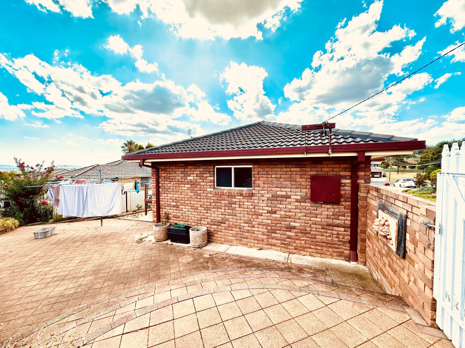 1 Fiona Street TAMWORTH 21