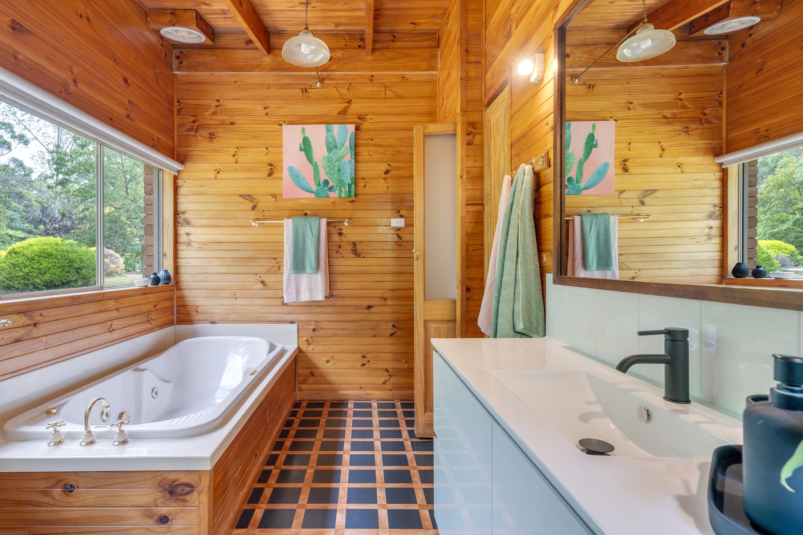 Real Estate and Property in 1 Fitzgerald Road, Bullengarook, VIC