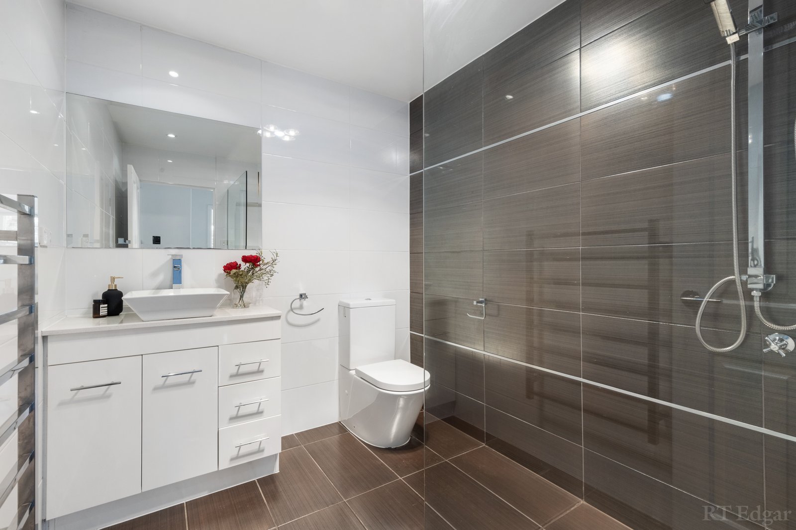 Real Estate and Property in 1 Flodden Way, Briar Hill, VIC