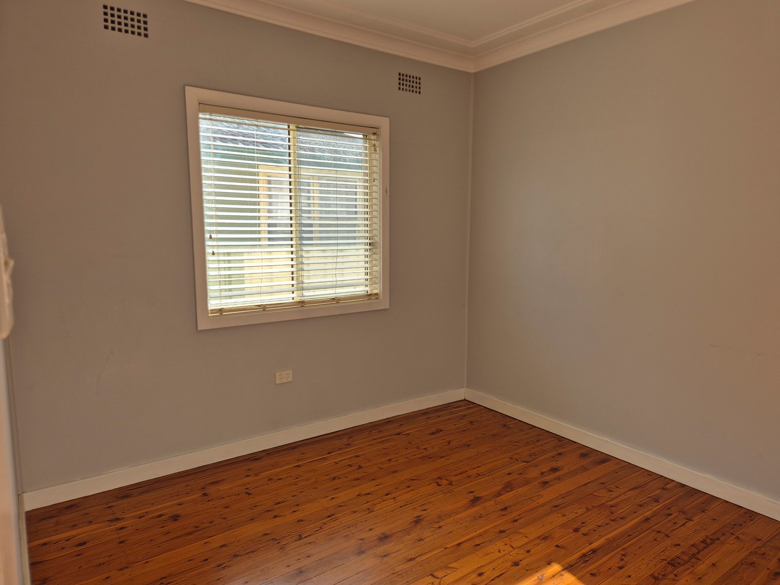 1 Fogo St  Wallsend 12