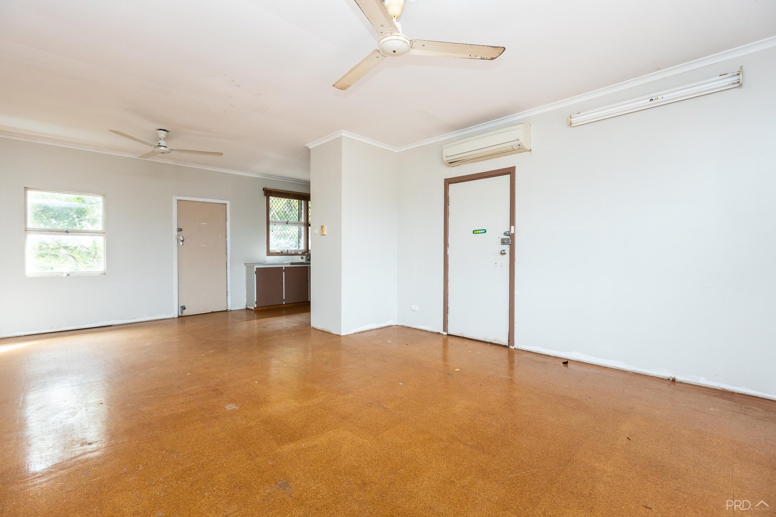 1 Fong Street ROEBUCK 3