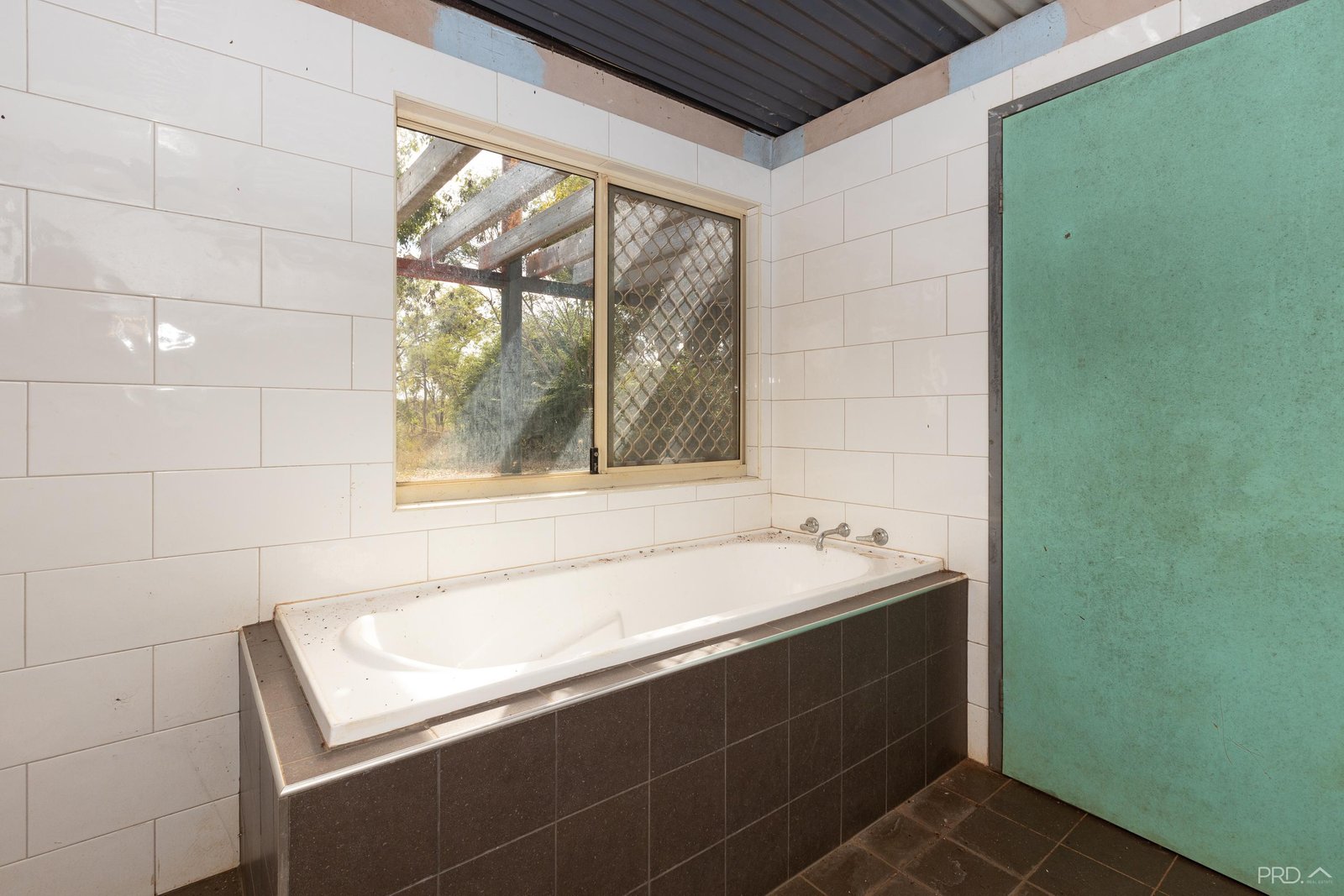 1 Fong Street ROEBUCK 22