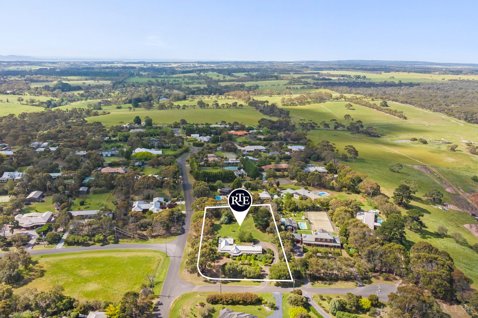 Real Estate and Property in 1 Fontaine Court, Ocean Grove, VIC