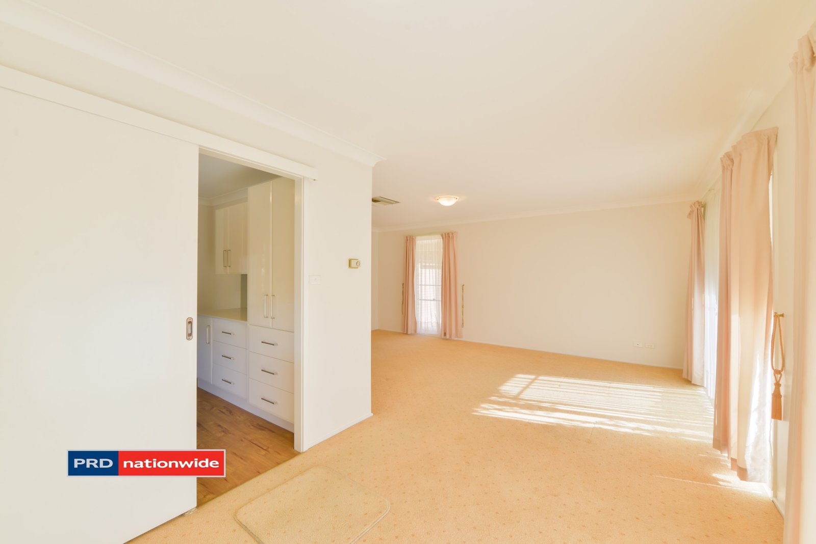 1 Ford Street TAMWORTH 8