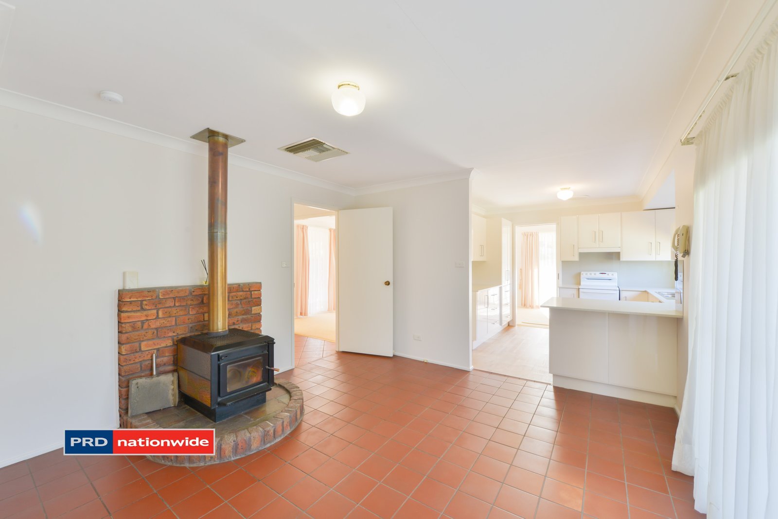 1 Ford Street TAMWORTH 11