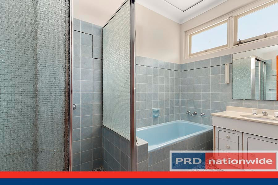 1 Freeman Avenue OATLEY 7