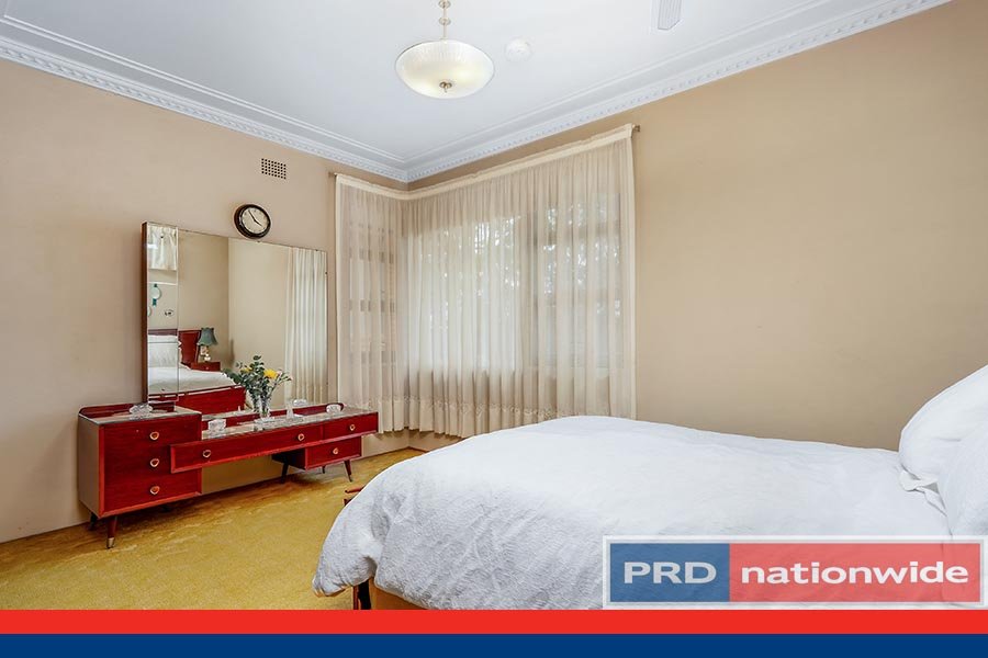 1 Freeman Avenue OATLEY 6