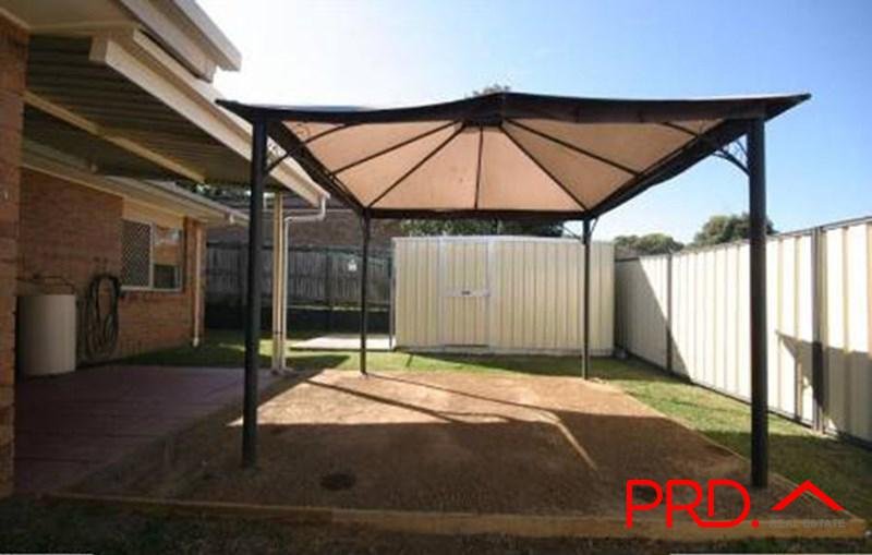 1 French Street EAGLEBY 7