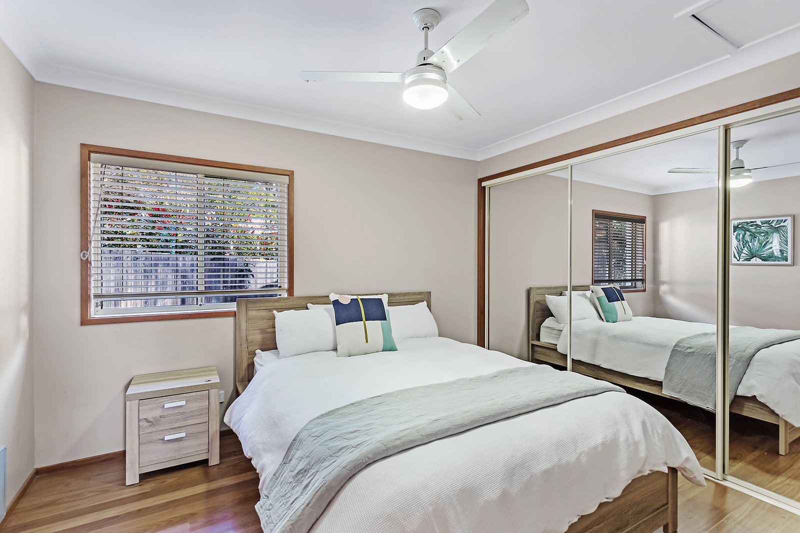 1 Garden Place SHOAL BAY 8