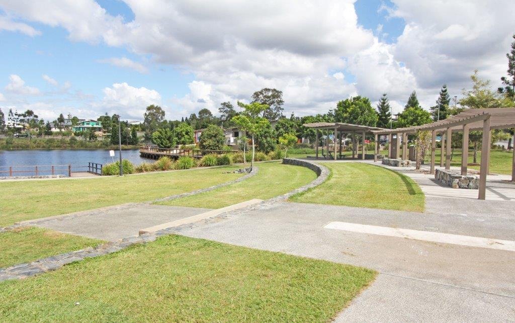 1 Garigal Court UPPER COOMERA 17