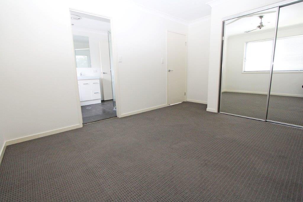 1 Garigal Court UPPER COOMERA 8