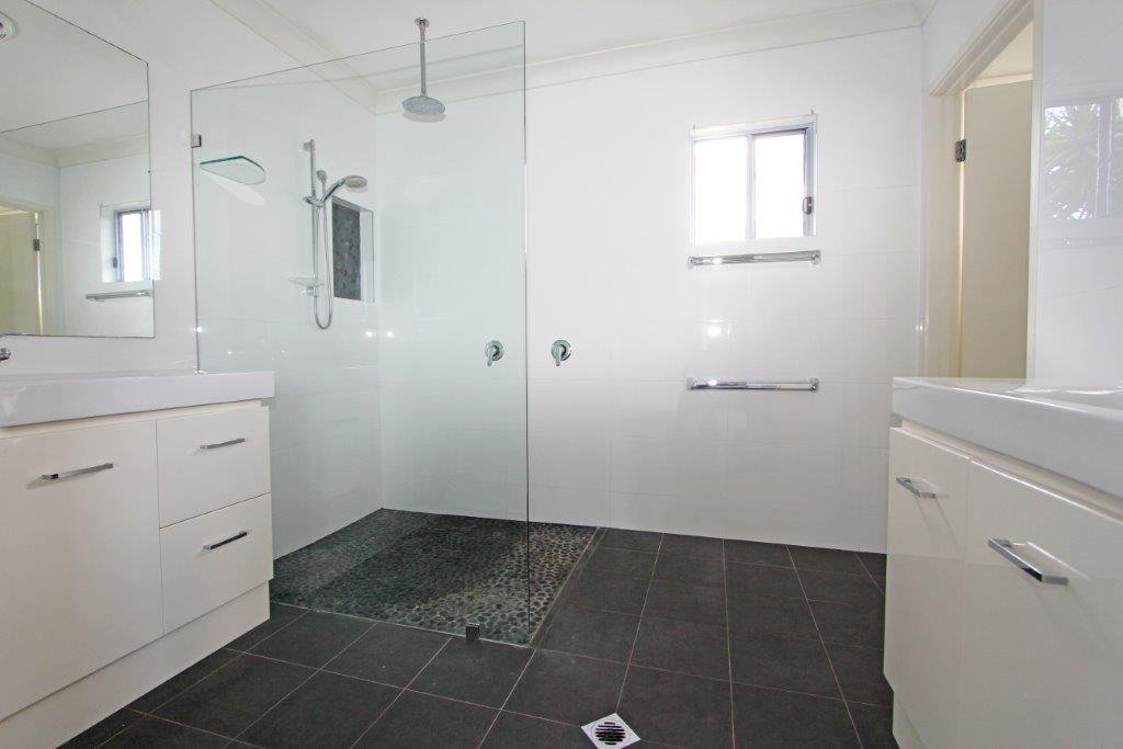 1 Garigal Court UPPER COOMERA 12