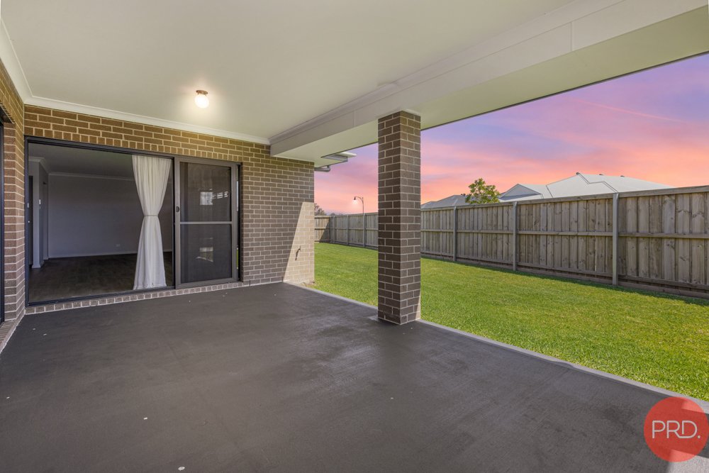 1 Garrison Way CHISHOLM 21