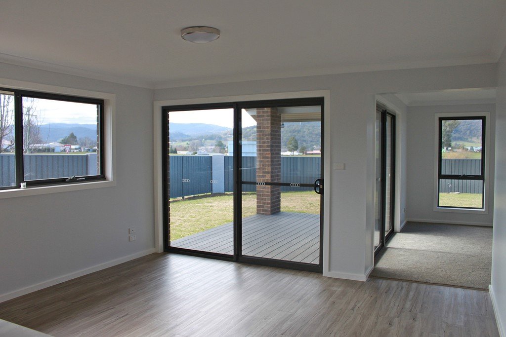 1 Gaylard Street TUMBARUMBA 4