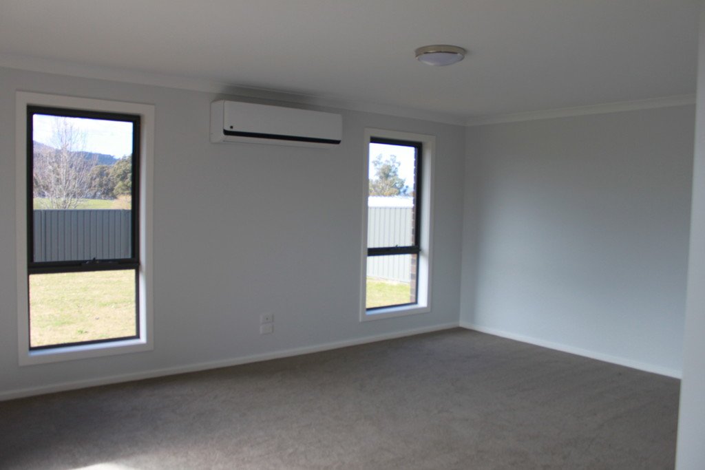 1 Gaylard Street TUMBARUMBA 5