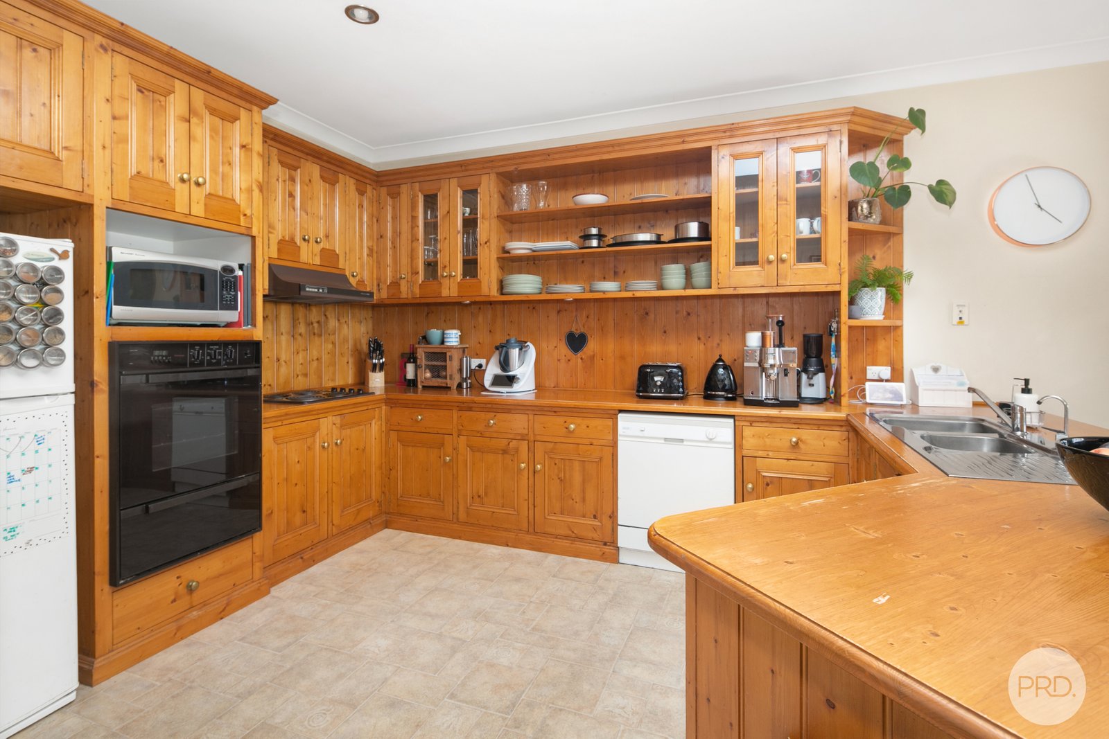 1 Geoffrey Grove MOUNT CLEAR 9