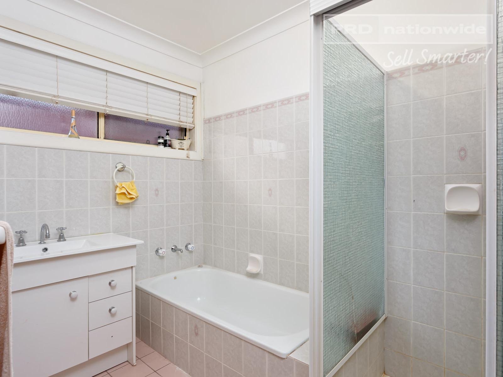 1 Girraween Mews GLENFIELD PARK 8