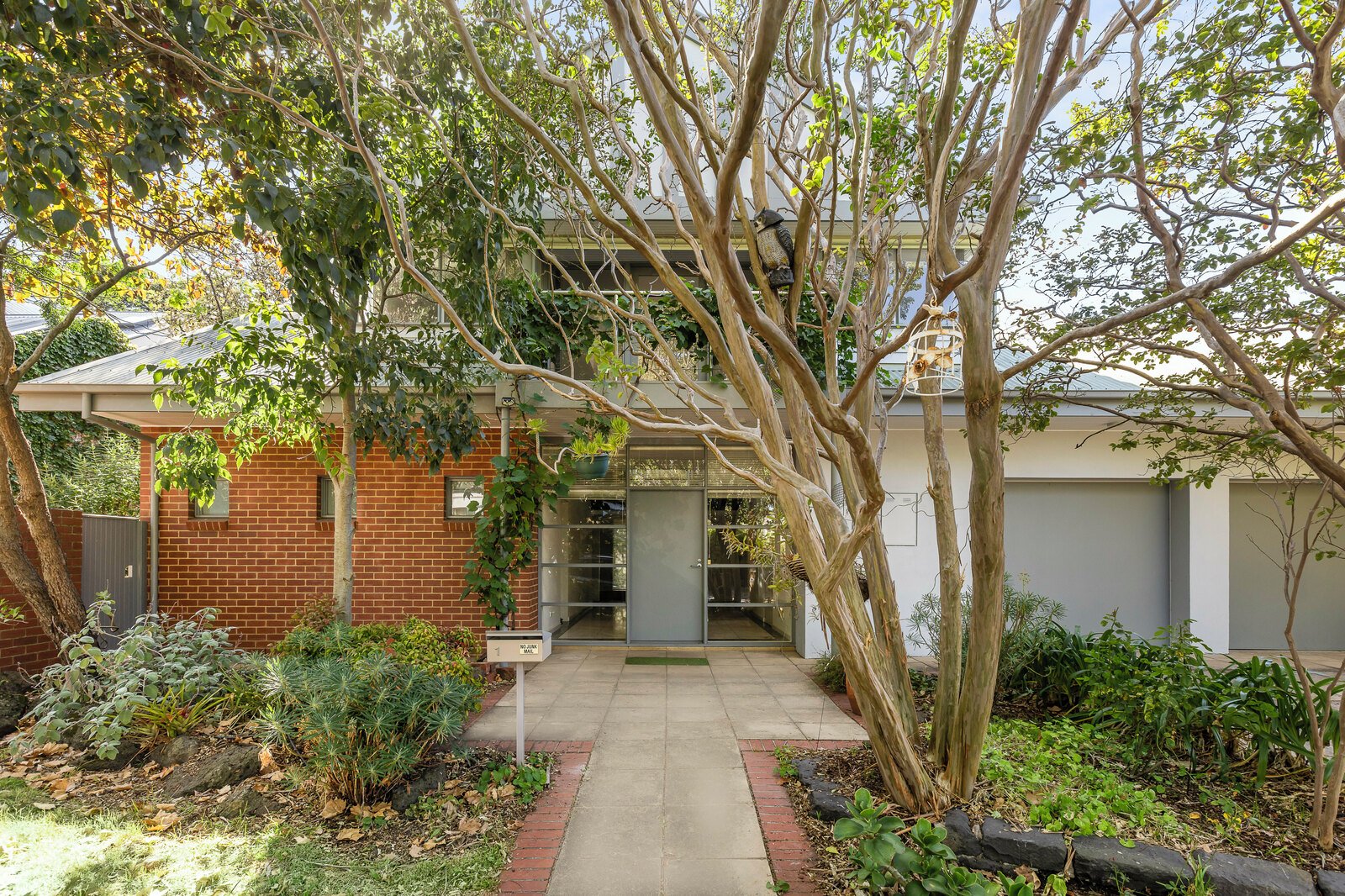 1 Glan Avon Road, Hawthorn, 3122