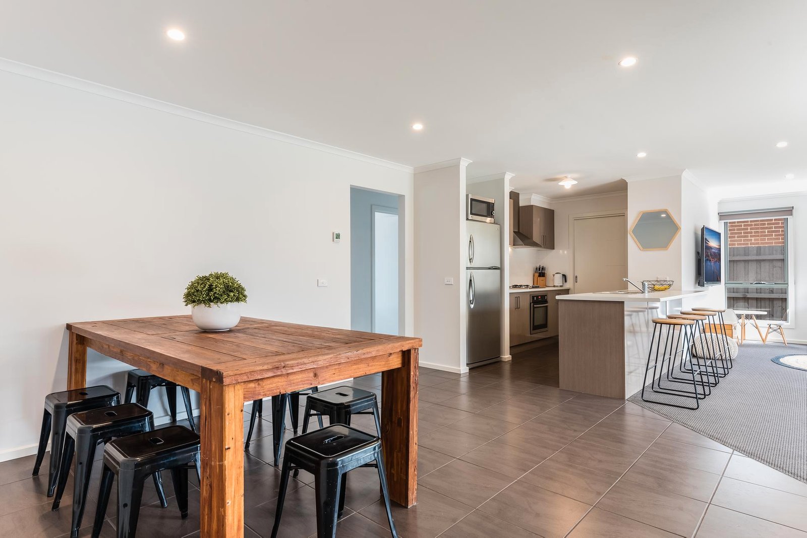 Gallery: 1 Glendale Drive